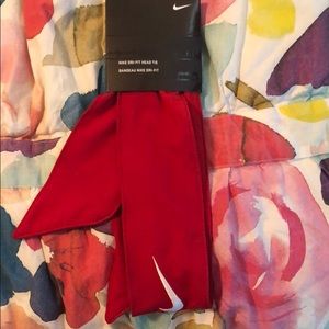 red tie nike head band